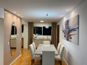 Apartamento a 200m da praia com varanda e wifi